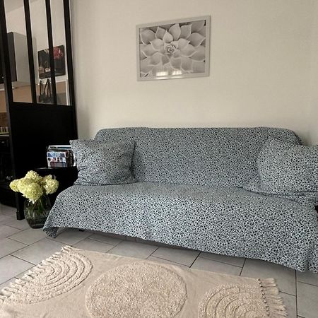 La Romance Fressenneville Bagian luar foto