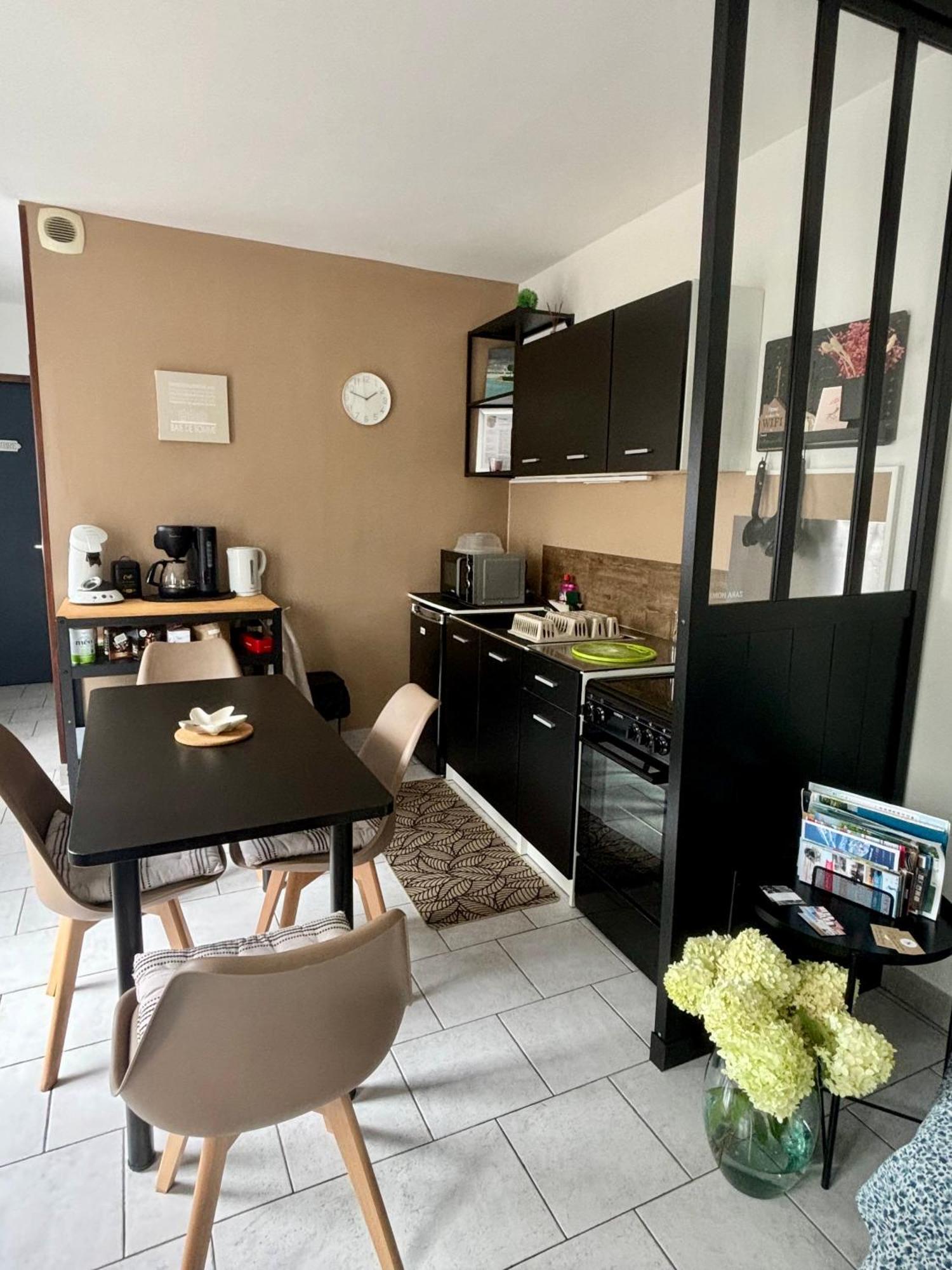 La Romance Fressenneville Bagian luar foto